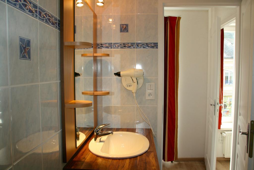 Residence Maison Blanche Plombières-les-Bains Kültér fotó