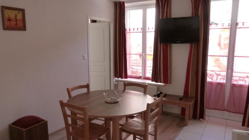 Residence Maison Blanche Plombières-les-Bains Szoba fotó